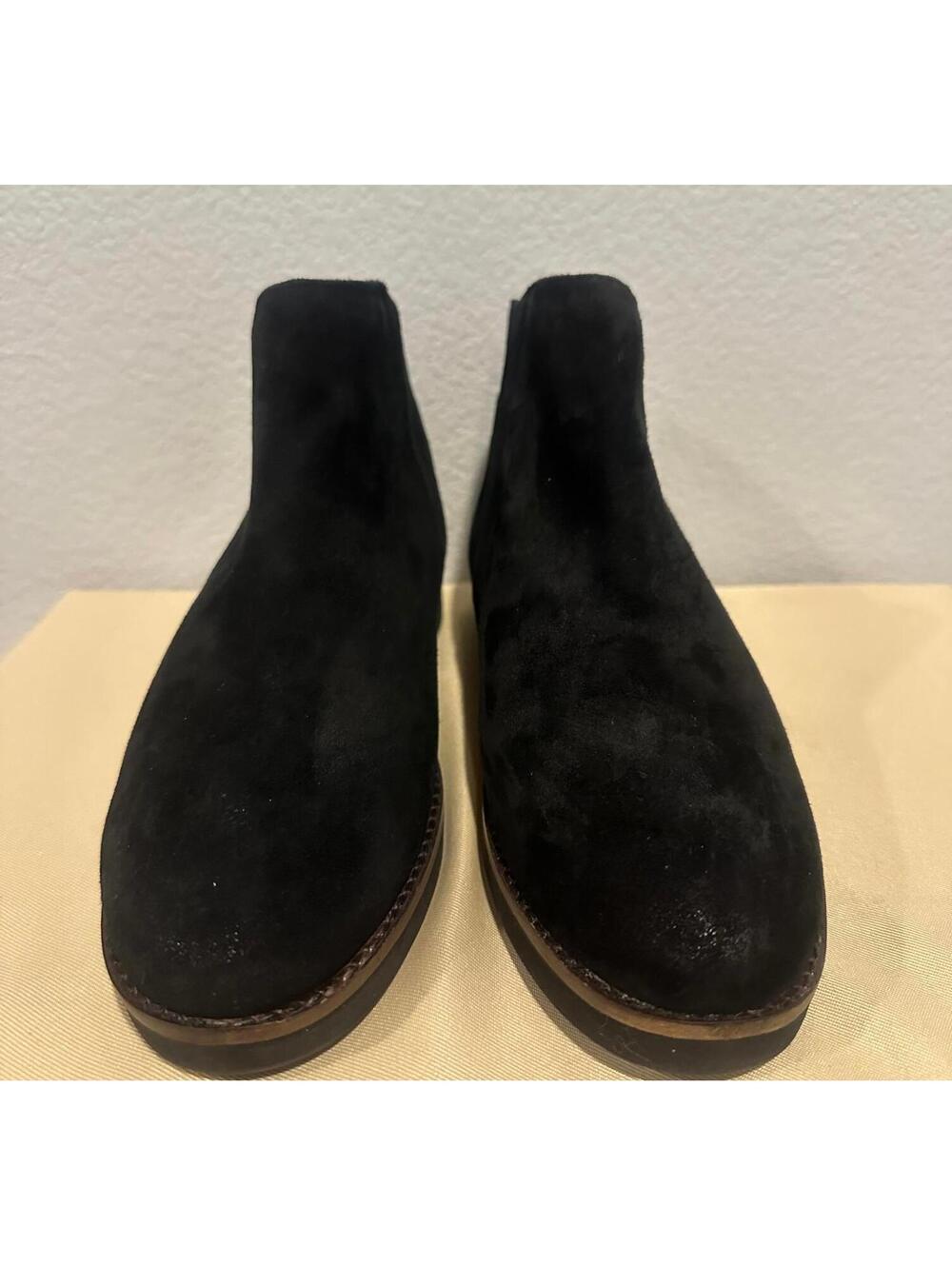New SoftWalk Wesley Suede Chelsea Boot Women's Size 6.5